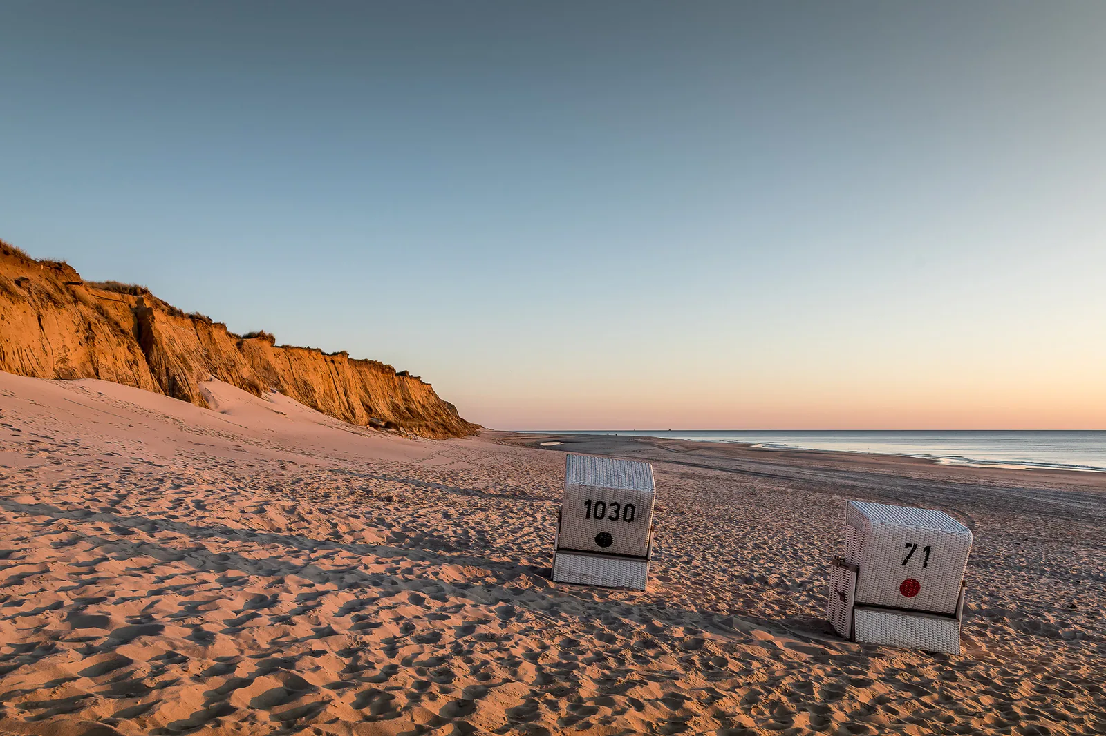 Sylt — Strand bei Sonnenuntergang
